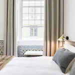 Olivier Design - Downtown - Floors 2, 3, No Lift *