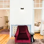 Olivier Design - Downtown - Floors 2, 3, No Lift Apartmán *